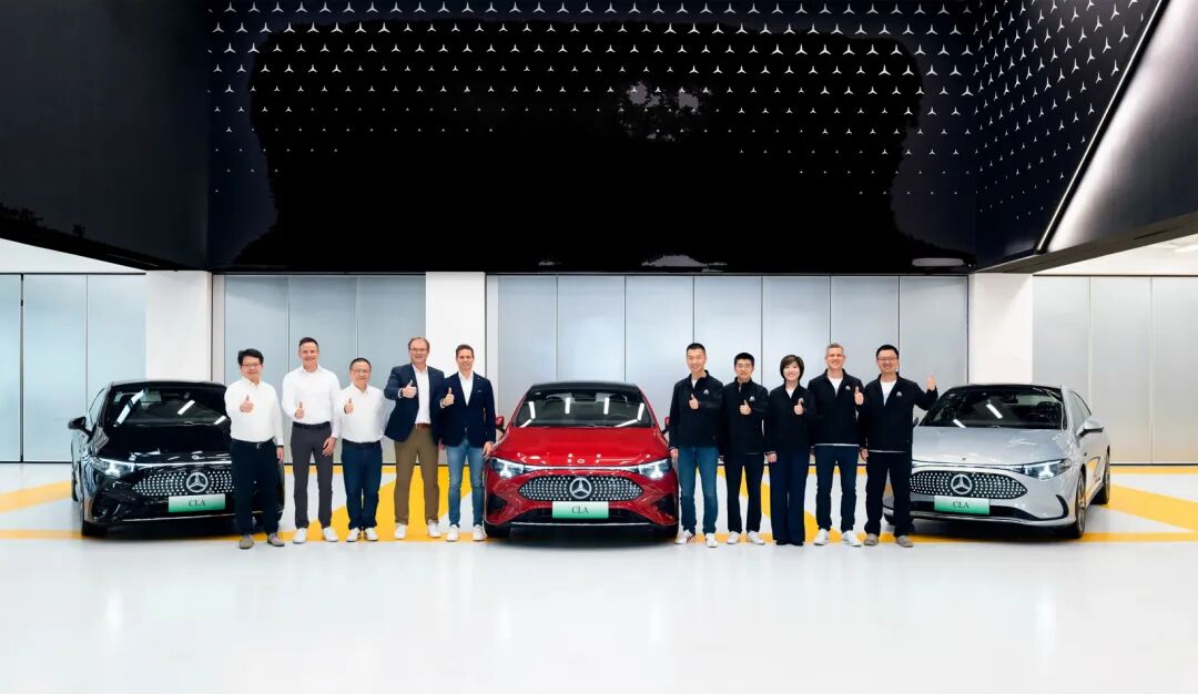 奔驰联手Momenta破局智驾，全新CLA打响第一枪